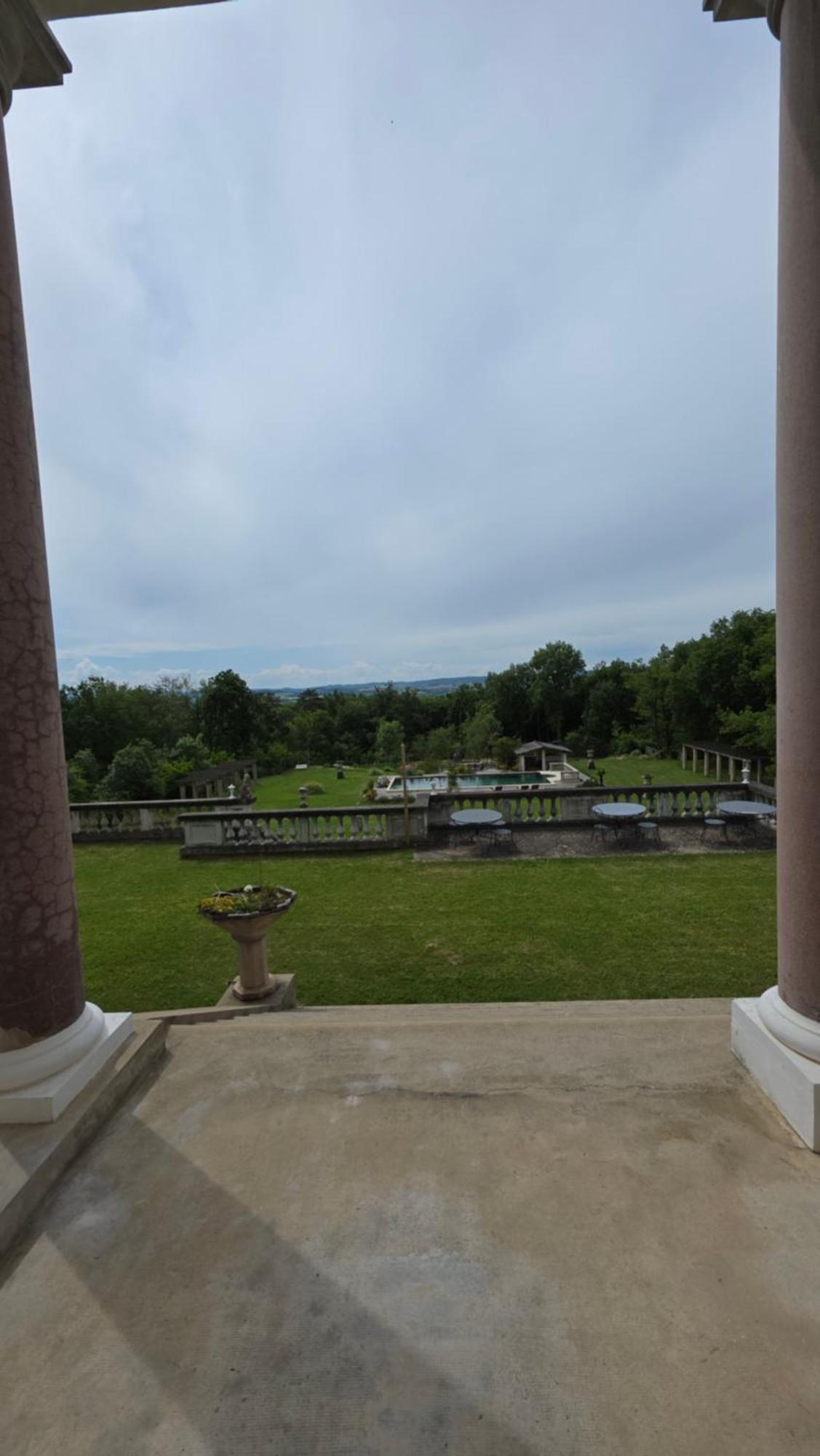 Chateau De Pourpry Damiatte Luaran gambar